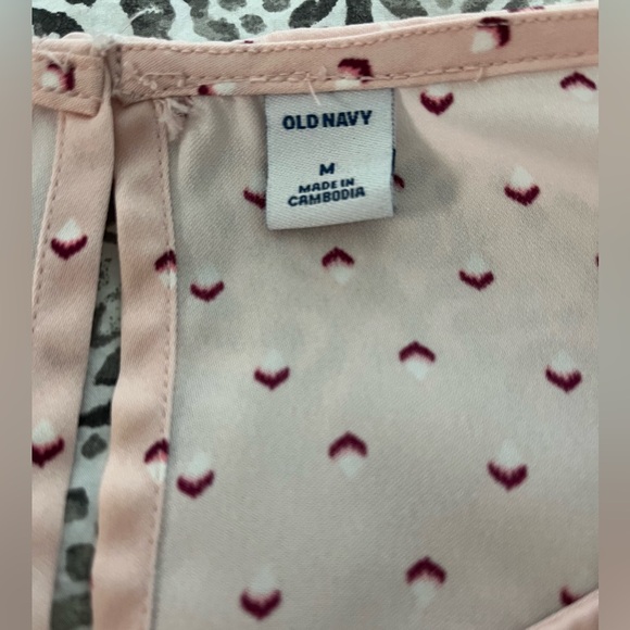 Old Navy Light Pink Bell-Sleeve Swing Top - Picture 6 of 7